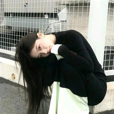 只能爱一个